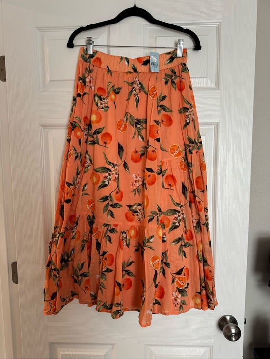 LOFT Dresses & Skirts - LOFT Women’s Orange Floral Midi Skirt